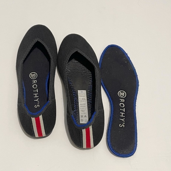 Rothys Rounded Toe Flat - Picture 4 of 4